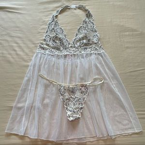 Victoria’s Secret White Lace Halter Top Babydoll- Size M